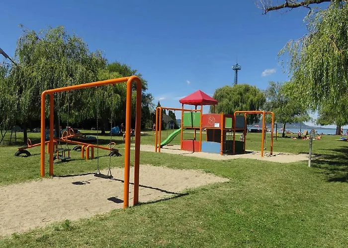 In 41050 Balatonkeresztur