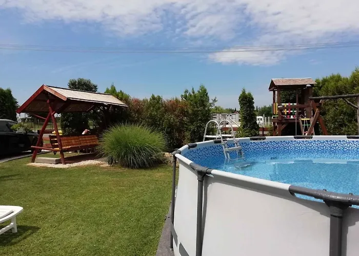 In 41050 * Balatonkeresztúr